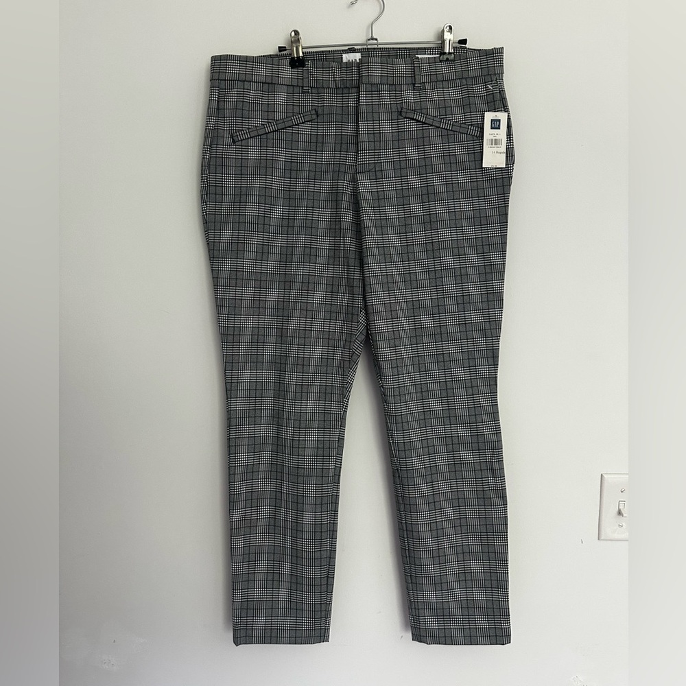 NWT GAP | Woman’s Sz 14 | Black and White Plaid Ankle Cropped Pants💖 - Picture 2 of 5